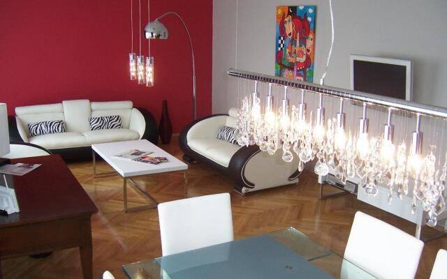 Apartment Hotel Kral