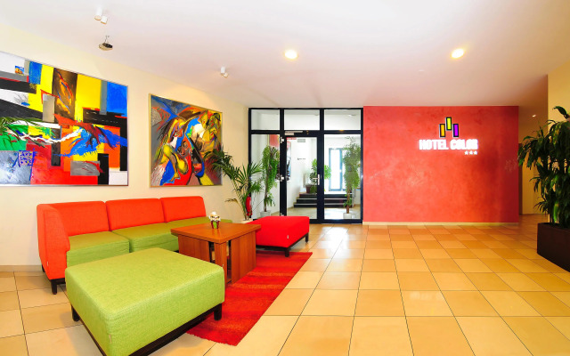 Hotel Color
