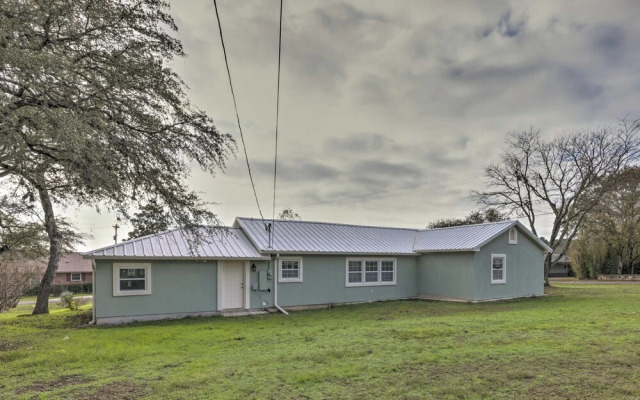 Lovely Wimberley Vacation Rental w/ Yard!