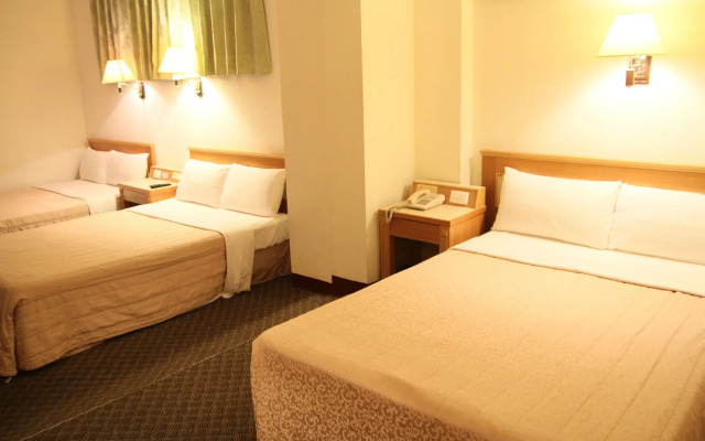 Riverside Hotel