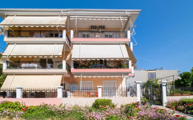 Paraskevi Apartments