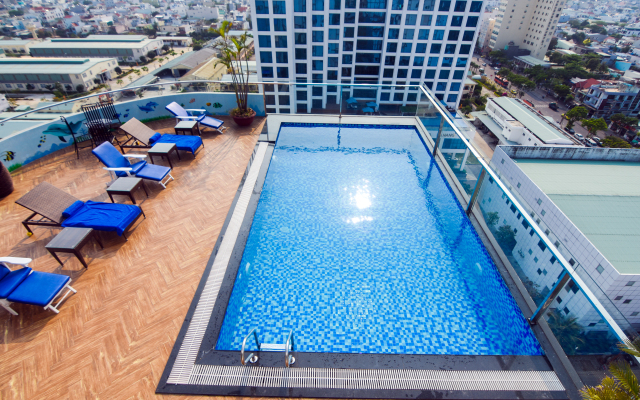 Ritzy Boutique Hotel Da Nang