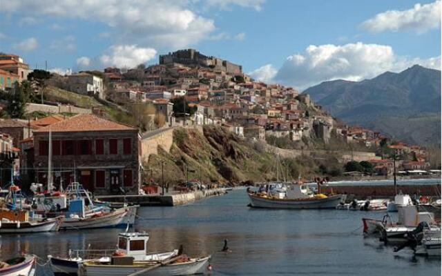 Molyvos Queen Apartments