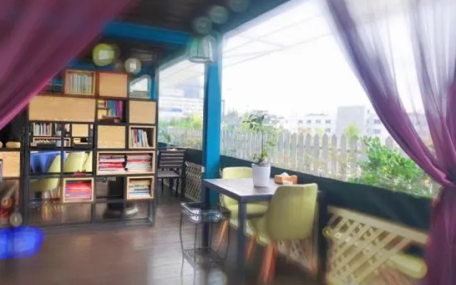 Nandu Hotel (Chengdu Renmin South Road Us Consulate)