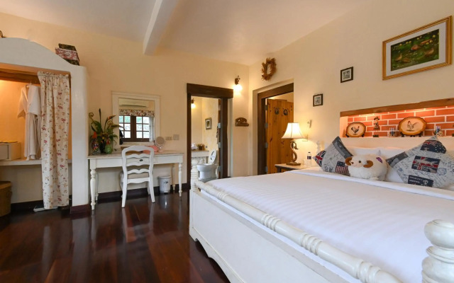 Swiss Valley Hip Resort