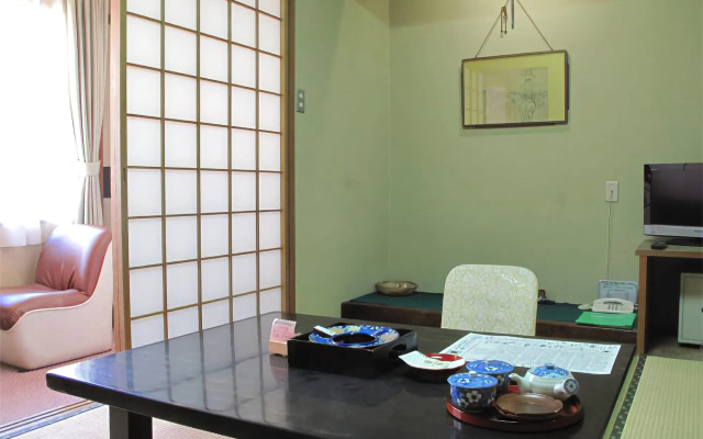 Miya Onsen Higaki Hotel