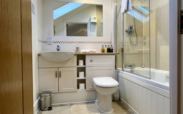 Your Space Apartments - Manor House