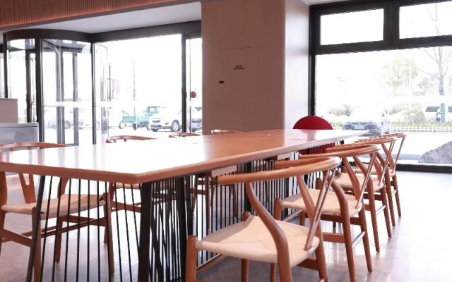 JI Hotel (Yancheng High-Speed Railway Station Baolong Square) – Balcony – Yancheng