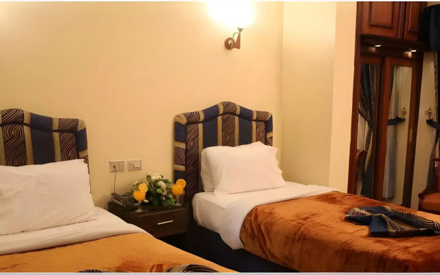 Holidays Express Hotel