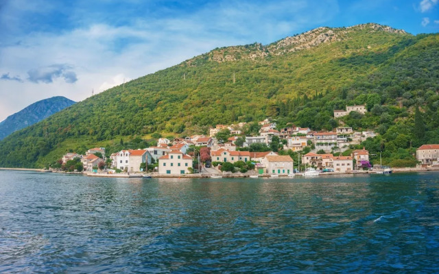 Seafront Haven Darka
