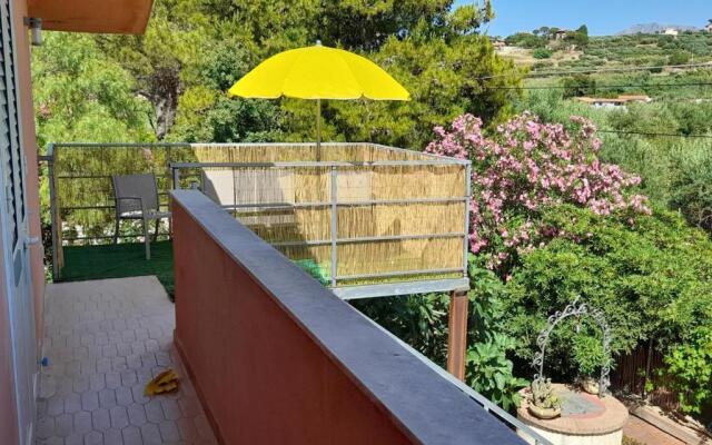 Margherita's Nest by the sea With Birds Song