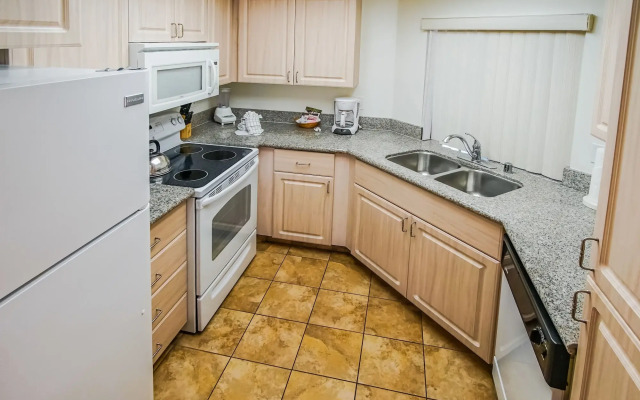 Desert Breezes Resort