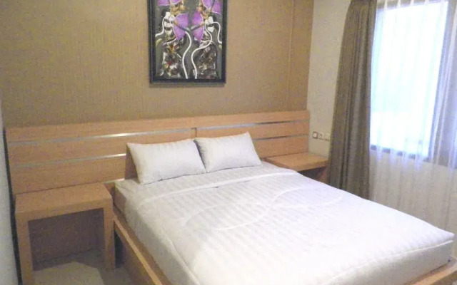 RedDoorz @ Sersan Bajuri Atas