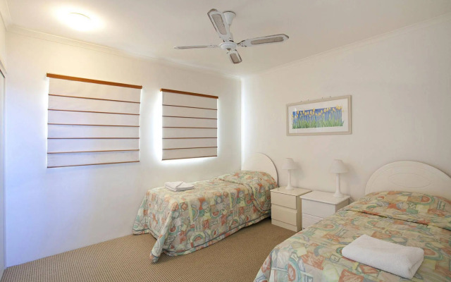 Aqua Promenade Beachfront Apartments