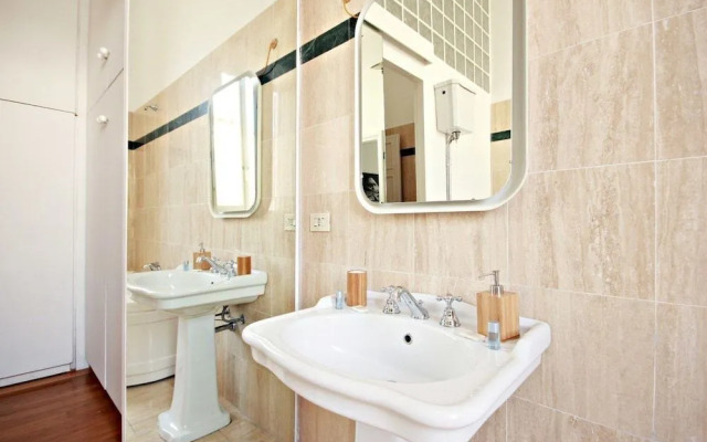 Privacy and Charme in Campo de' Fiori