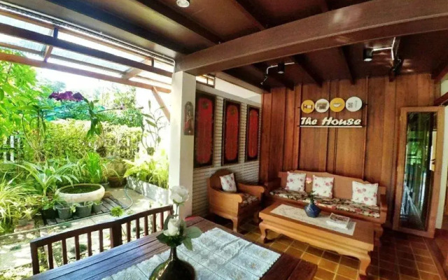 The House Boutique Hostel