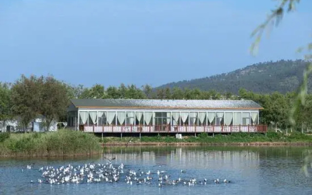 Ruize ouyusu Resort Manor