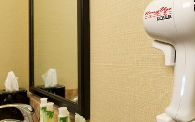 Days Inn Waldorf MD