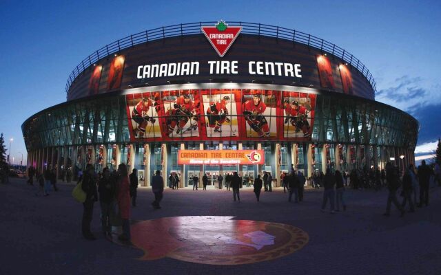 Holiday Inn Hotel & Suites Ottawa Kanata by IHG