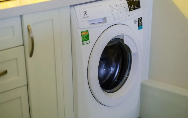 Sunrise Hon Chong Ocean View Apartment