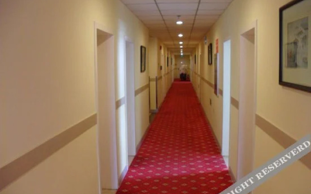 Ruyi Hotel Liupukang - Beijing