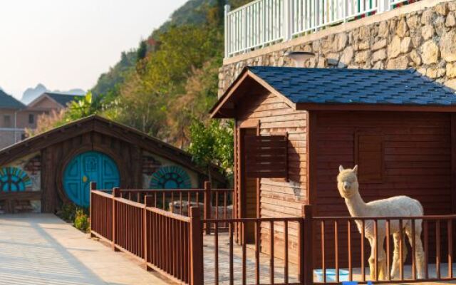 Zhimo Homestay (Wanfeng Linfenglin Huajing Branch)