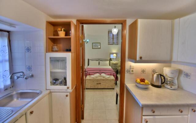 2-level Apartment "Mandraki"