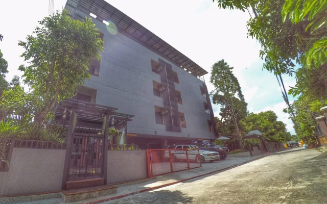 Na Siri Lakeview