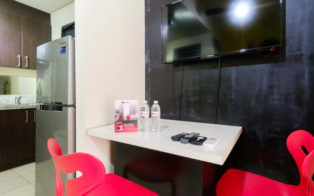 Reddoorz Plus @ Pioneer Woodlands Mandaluyong