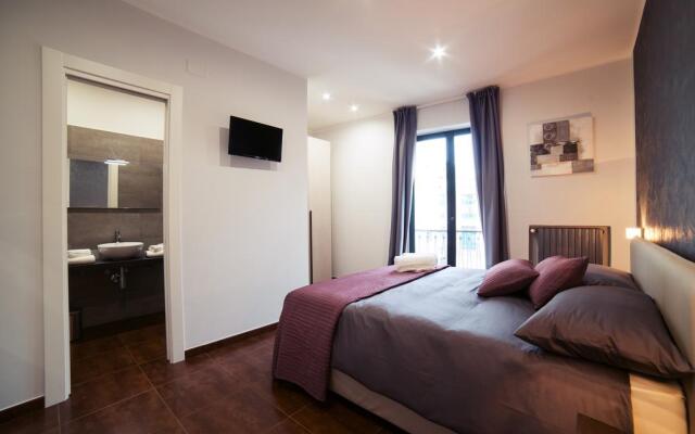 Glam House