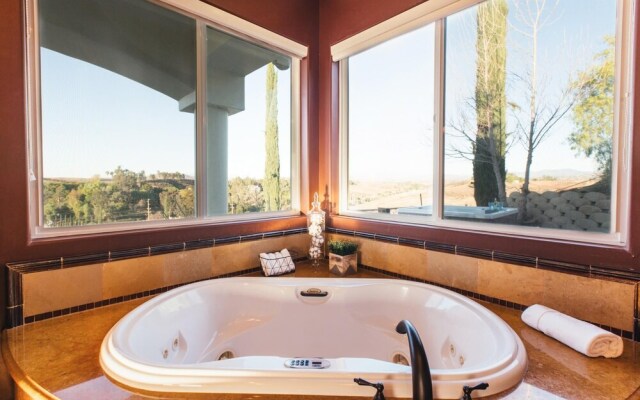 Via Del Sur By Avantstay Spanish Villa W Views Walk To Wineries