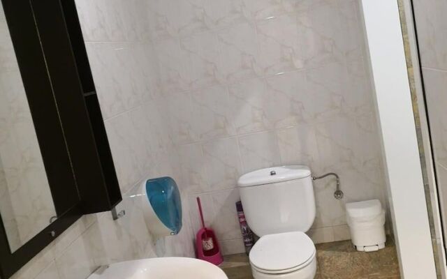 Albergue Arraigos - Hostel