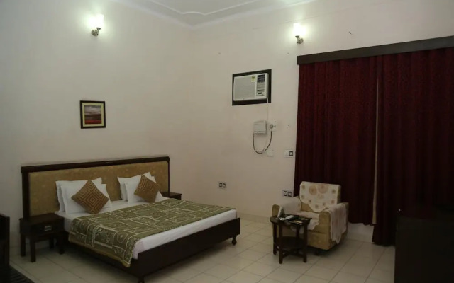 Gulmohar Sariska Resort