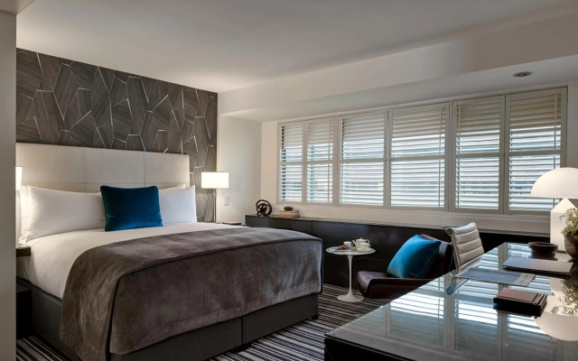 The Andrew Hotel