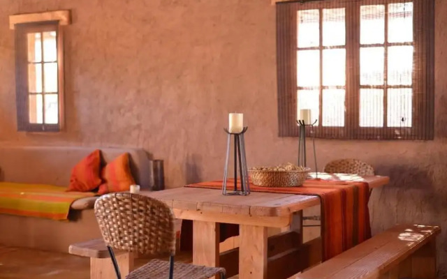 Hostal Valle De La Luna