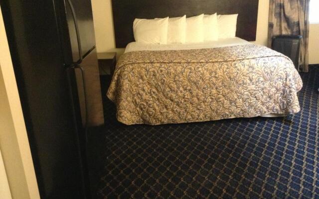 Baldwin Inn & Suites