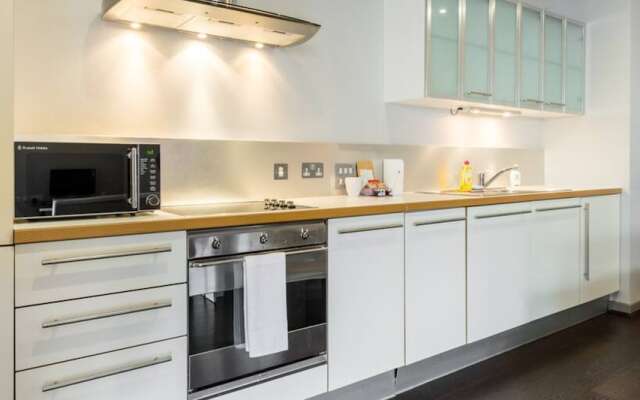 Contemporary 2 Bedroom Islington Apartment