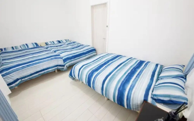 5 Minute Walk from Nishi Shinjuku Gochome Station