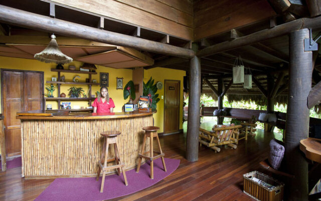 Azania Jungle House One or Two Bedroom with AC near the beach