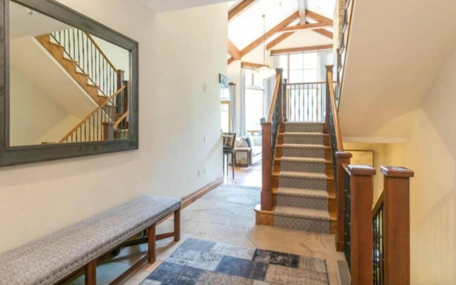 Vail_gore_creek_bergrose_5bd