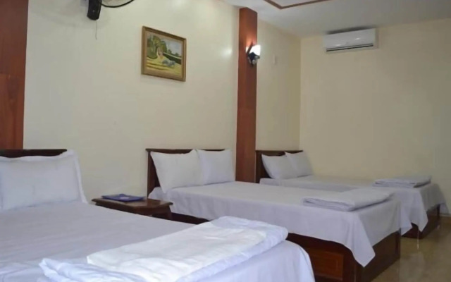My Ngoc Hotel Catba