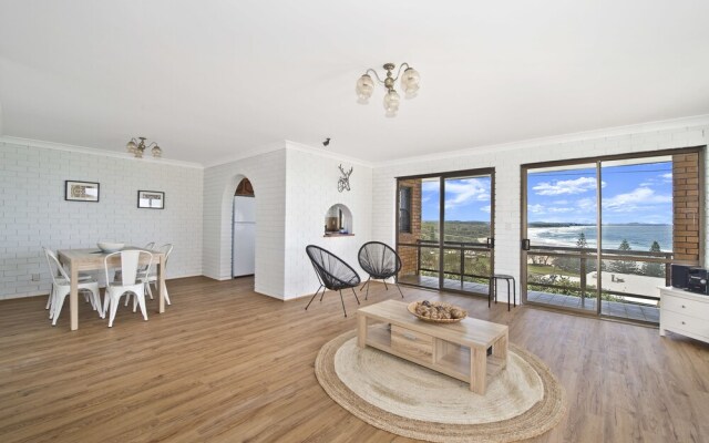 Pacifica - All About The View