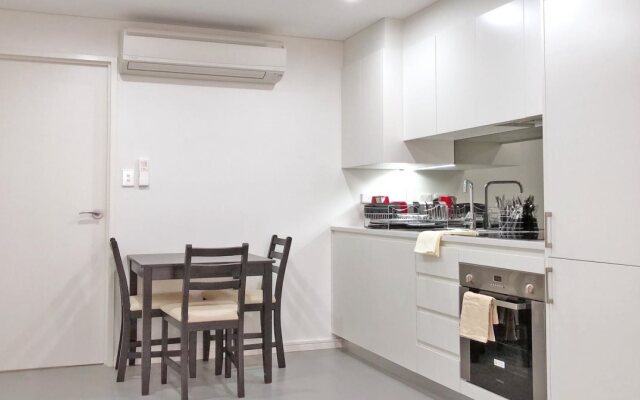 MyHoYoHo Apartments in Pyrmont