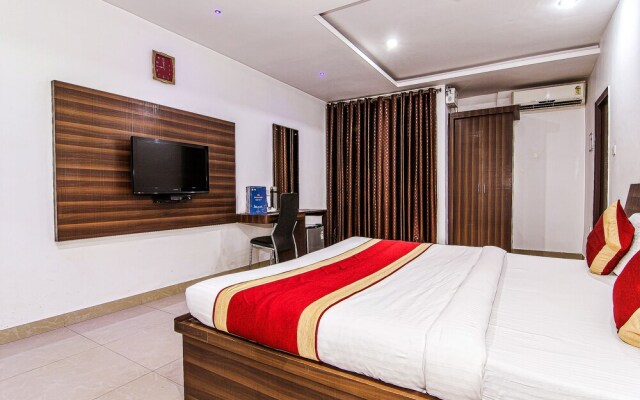 OYO 6804 Hotel Buddha Residency