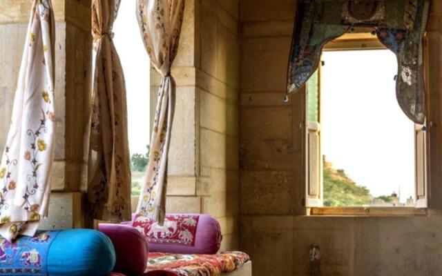 Hotel Heera Court