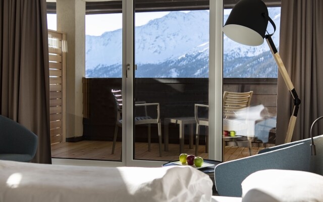 Blu Hotel Senales Zirm - Cristal