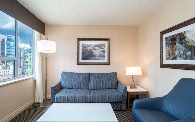 Best Western Premier Chateau Granville Hotel & Suites & Conf. Centre