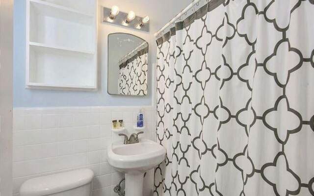 Florida Retreat with pool Sleeps 14