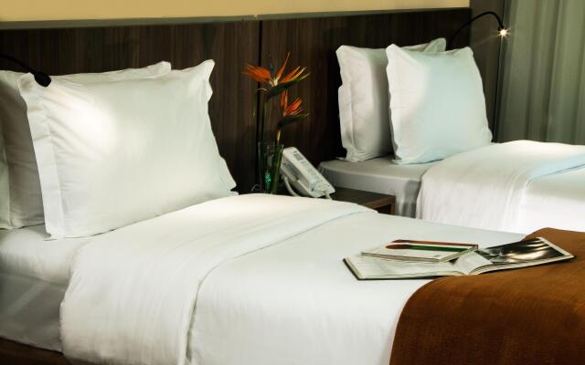 BH Raja Hotel