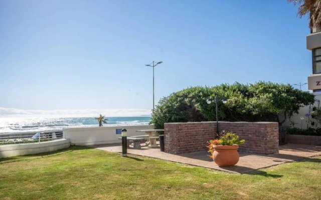 Oceanfront Panoramic Beach View